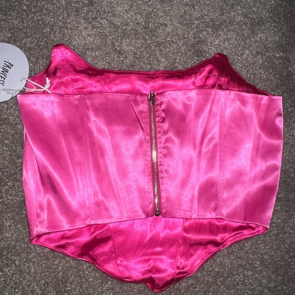 Princess Polly Hot Pink strapless zip up top. Size 6. - Picture 2 of 3